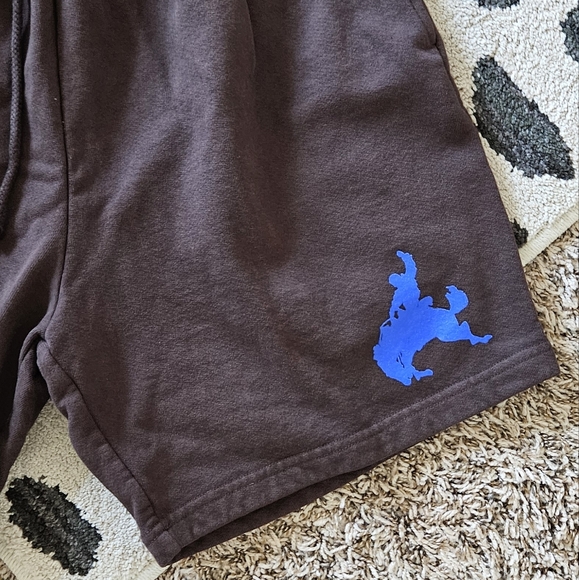 NEW Bad Bunny Nadie Sabe Brown Pull Up Drawstring Shorts Men's Size Medium - Picture 3 of 7